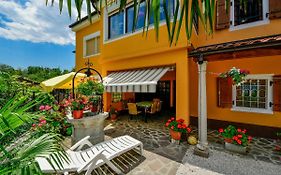 Apartment Villa Karolina By Interhome